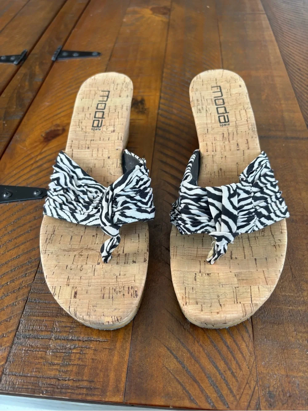 Moda Zebra Knot Wedges - Black & White